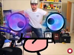 Googly Eyes by maxim