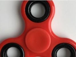fidget spinner selfie