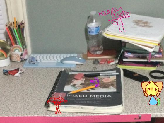 ADD UR OC ON MAH DESK